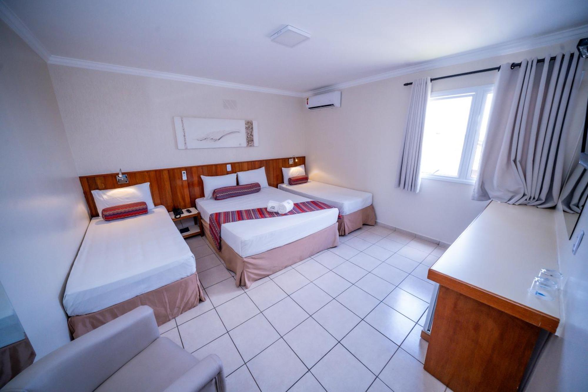 Riviera Hotel Lins